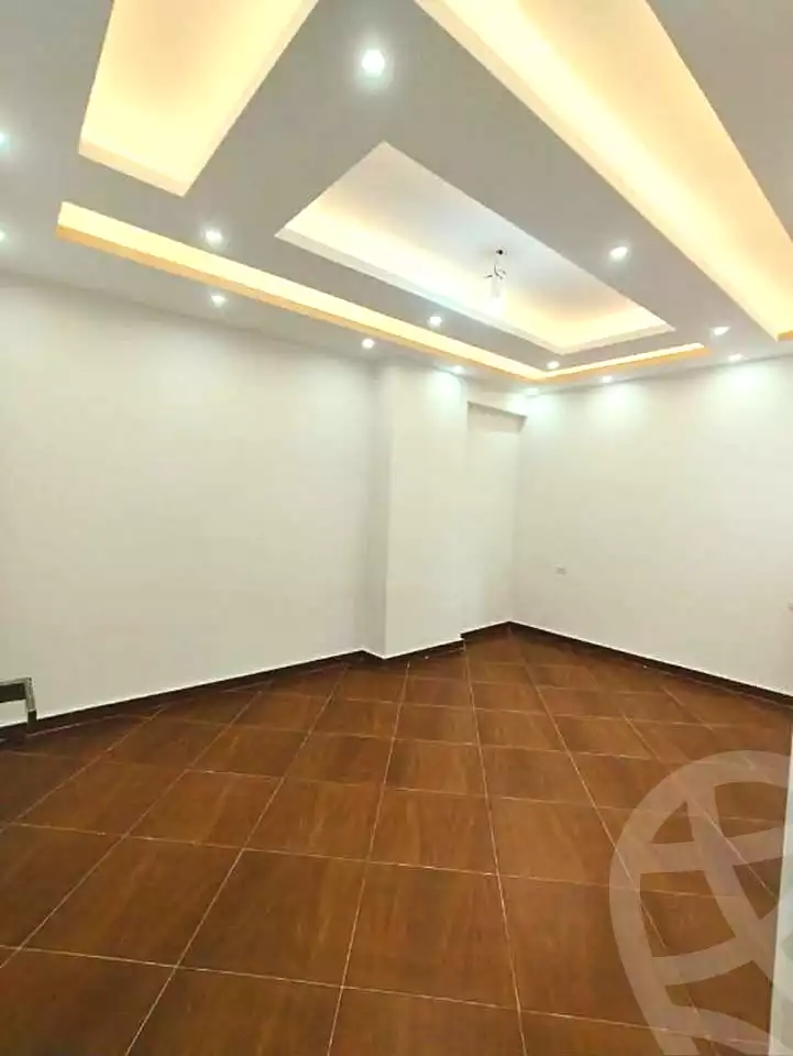 https://aqarmap.com.eg/ar/listing/6974281-for-sale-alexandria-al-agamy-lbytsh-mohamed-el-fardi-st