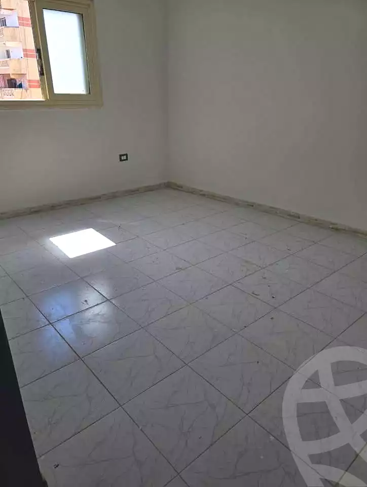 https://aqarmap.com.eg/ar/listing/6974399-for-sale-alexandria-al-agamy-lbytsh-el-hay-st