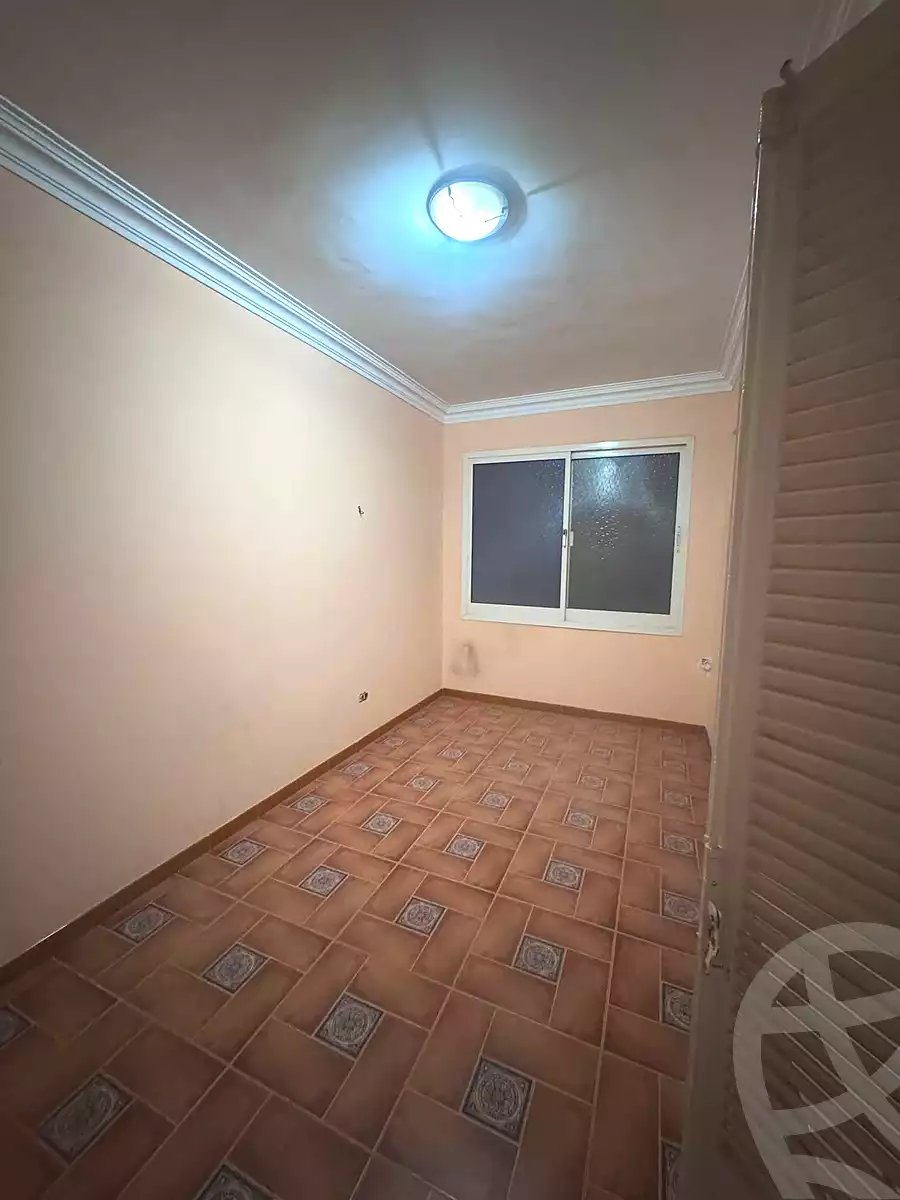 https://aqarmap.com.eg/ar/listing/6974739-for-sale-cairo-helwan-mahmoud-khater-st