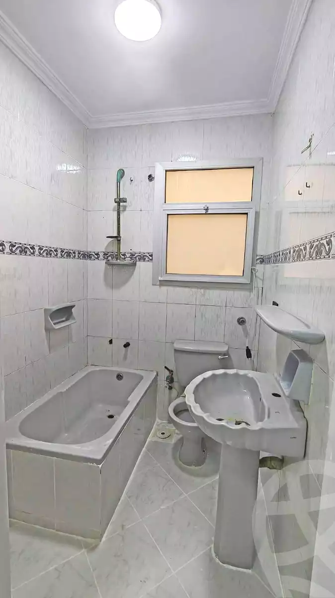https://aqarmap.com.eg/ar/listing/6974762-for-sale-alexandria-al-agamy-shataa-el-nakheel