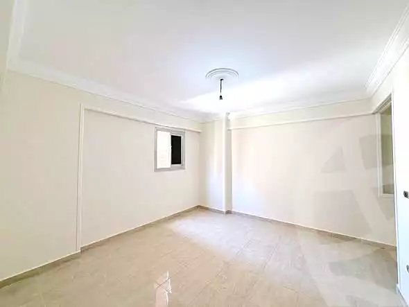 https://aqarmap.com.eg/ar/listing/6975025-for-sale-alexandria-sydy-bshr-sydy-bshr-bhry-shr-mhmwd-l-yswy