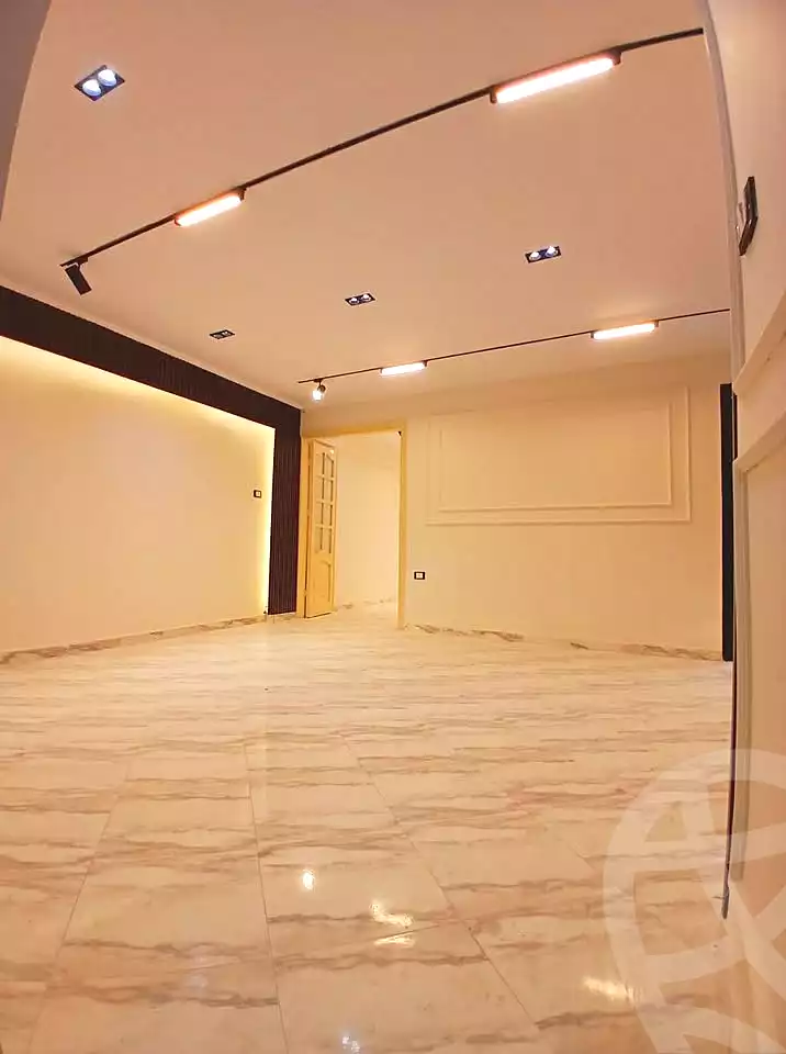 https://aqarmap.com.eg/ar/listing/6975373-for-sale-alexandria-al-agamy-lbytsh