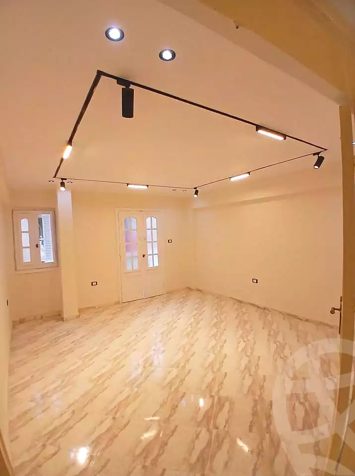 https://aqarmap.com.eg/ar/listing/6975373-for-sale-alexandria-al-agamy-lbytsh