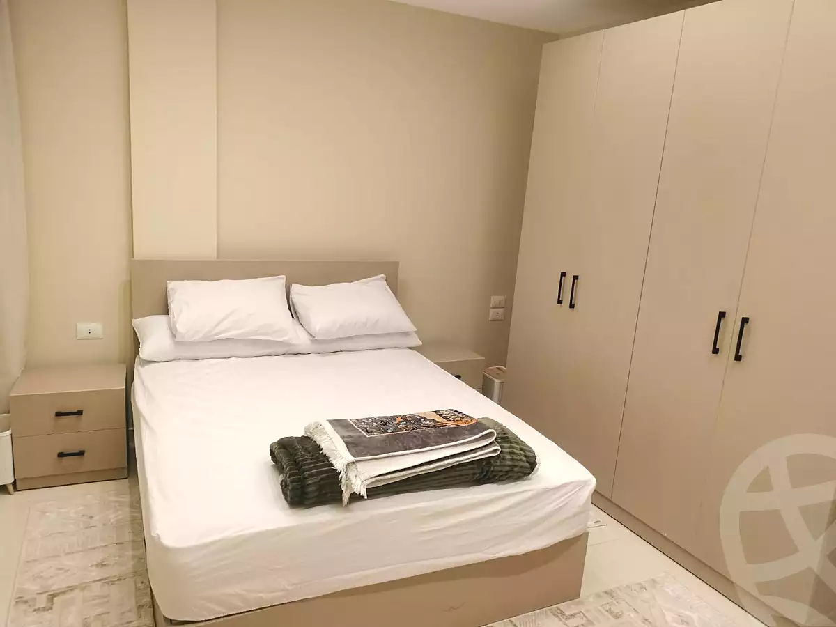 https://aqarmap.com.eg/ar/listing/6975697-for-rent-cairo-new-cairo-gharb-arabila-doctor-hani-maher-st