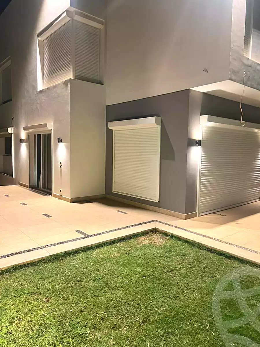 https://aqarmap.com.eg/ar/listing/6975741-for-rent-cairo-new-cairo-compounds-hyde-park-centre-ville-hyde-park