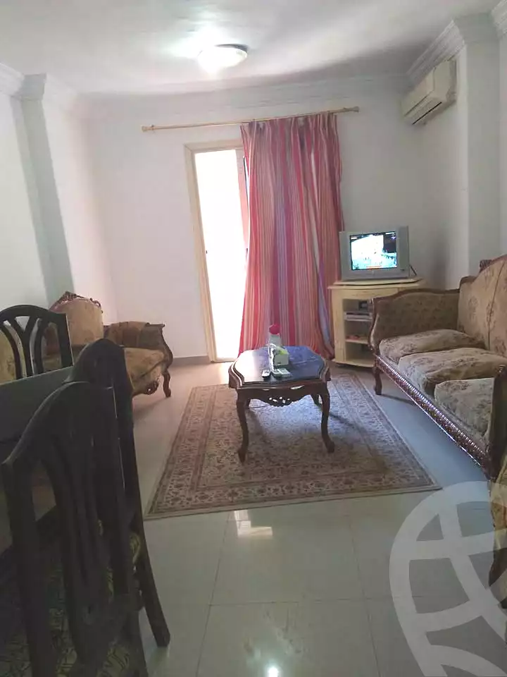 https://aqarmap.com.eg/ar/listing/6975759-for-sale-alexandria-el-asafra-shr-45