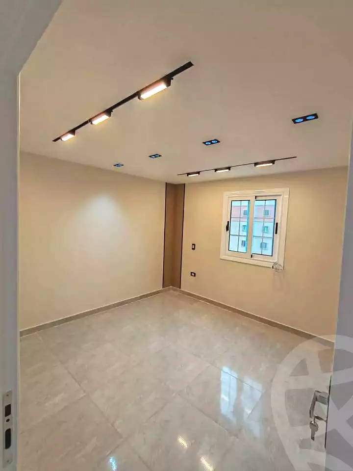 https://aqarmap.com.eg/ar/listing/6975828-for-sale-alexandria-al-agamy-bw-ywsf