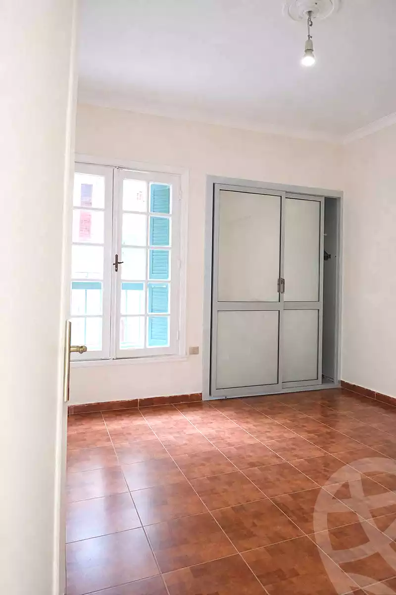 https://aqarmap.com.eg/ar/listing/6975964-for-sale-alexandria-el-asafra-l-sfr-bhry