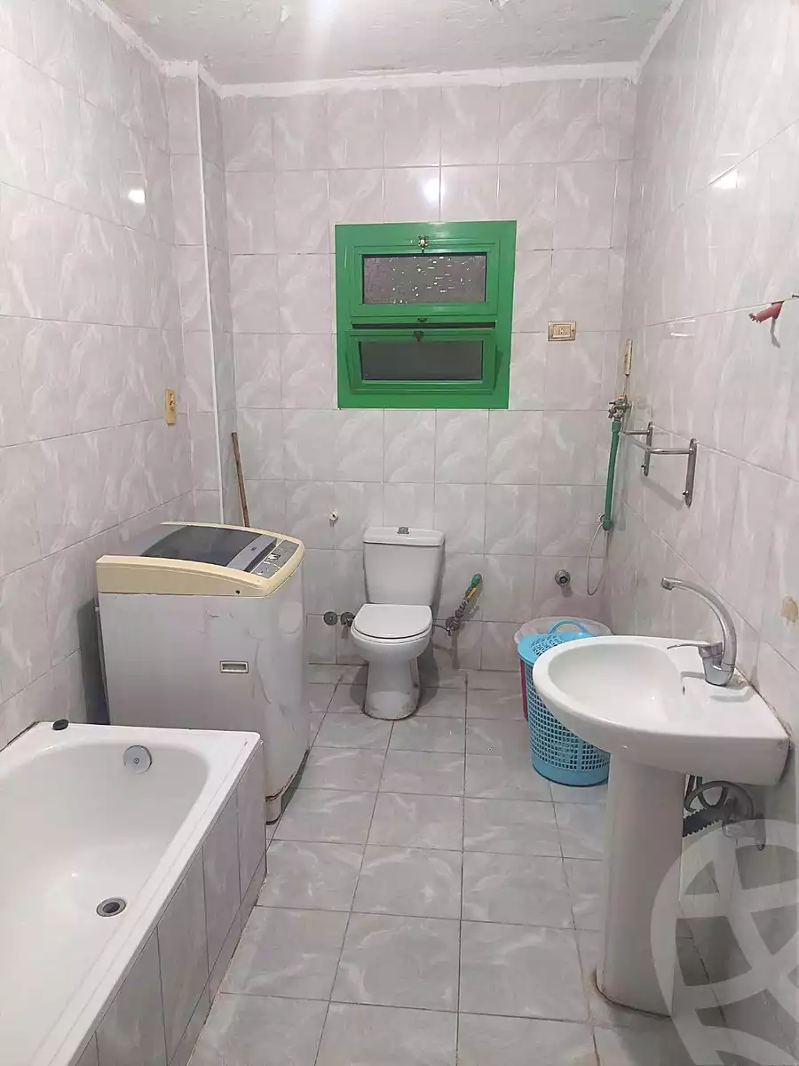https://aqarmap.com.eg/en/listing/6976008-for-sale-cairo-helwan-ahmed-enci-st