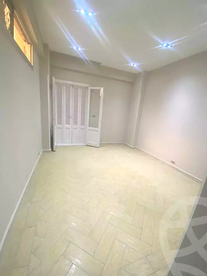 https://aqarmap.com.eg/ar/listing/6976189-for-sale-alexandria-el-asafra-l-sfr-bhry-el-geish-rd