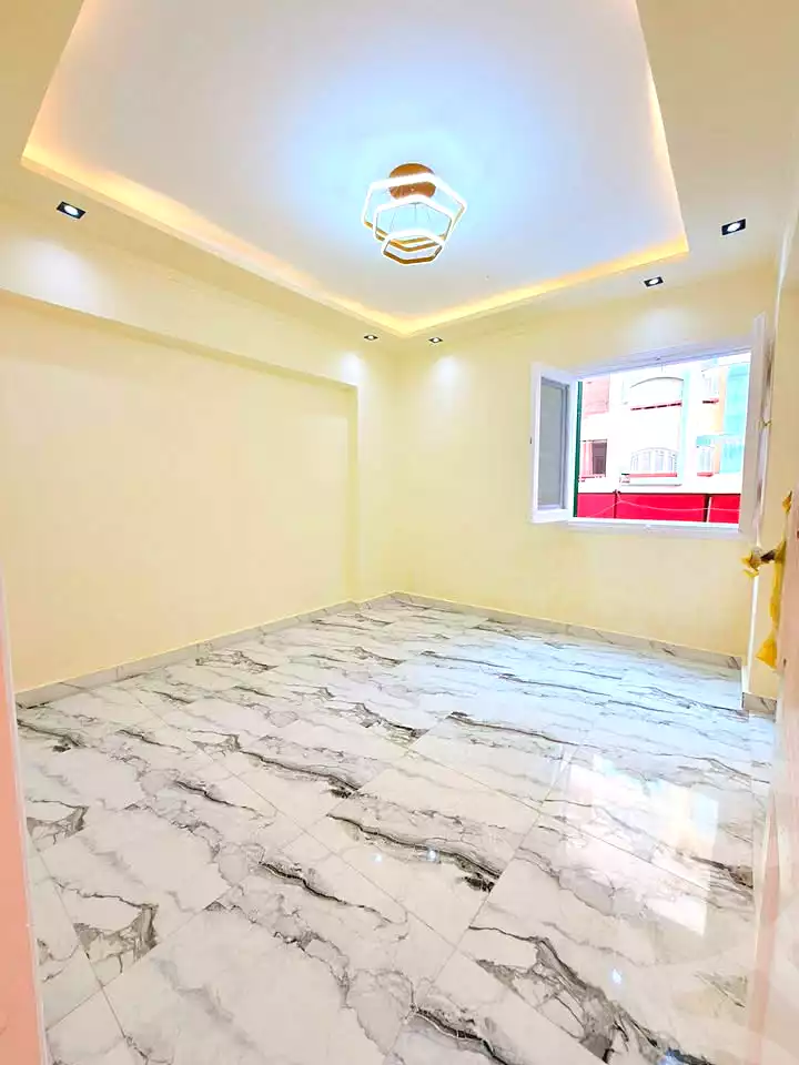 https://aqarmap.com.eg/ar/listing/6976795-for-sale-alexandria-al-agamy-shataa-el-nakheel