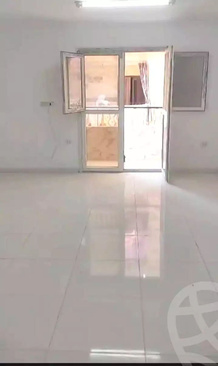 https://aqarmap.com.eg/ar/listing/6976796-for-rent-cairo-faisal-el-tawabeq