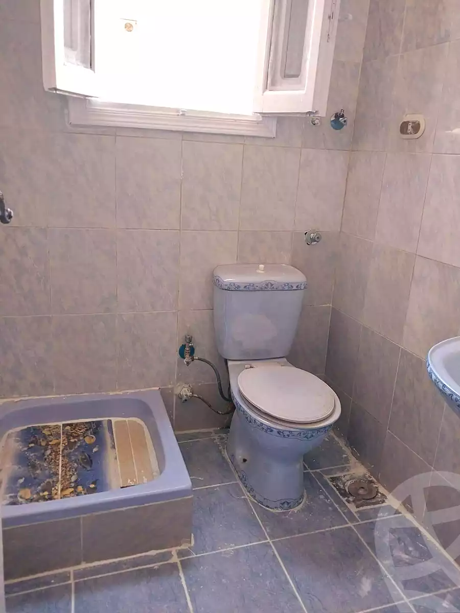 https://aqarmap.com.eg/ar/listing/6977037-for-sale-alexandria-al-agamy-shataa-el-nakheel-street-4