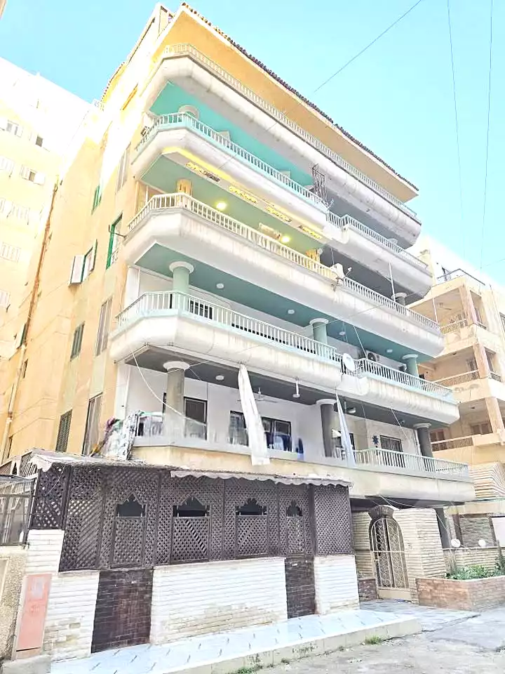 https://aqarmap.com.eg/ar/listing/6977294-for-sale-alexandria-al-agamy-shataa-el-nakheel