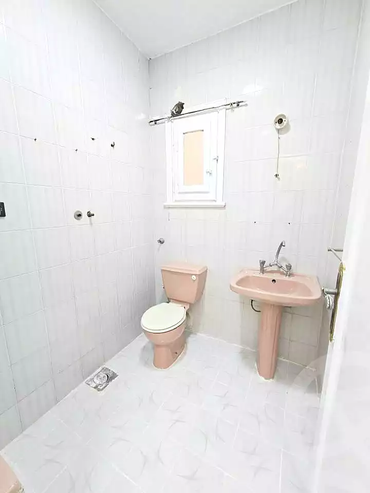 https://aqarmap.com.eg/ar/listing/6977516-for-sale-alexandria-al-agamy-shataa-el-nakheel