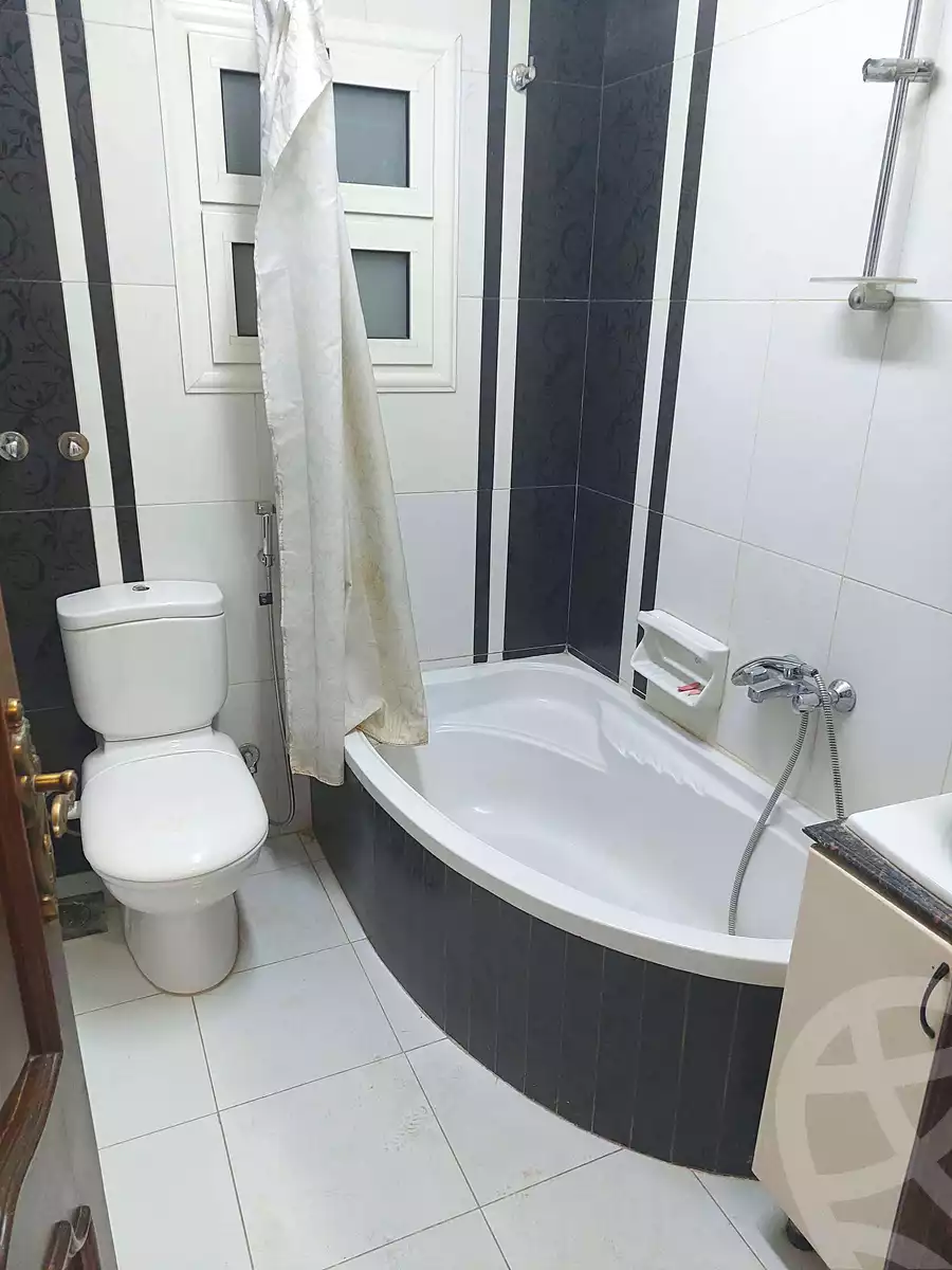 https://aqarmap.com.eg/ar/listing/6977602-for-sale-cairo-hadayek-el-ahram-mntq