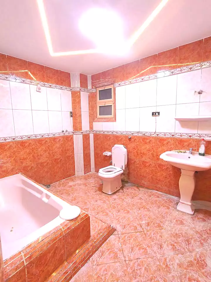 https://aqarmap.com.eg/ar/listing/6977739-for-sale-alexandria-sydy-bshr-sydy-bshr-bhry-gamal-abd-el-nasir-st