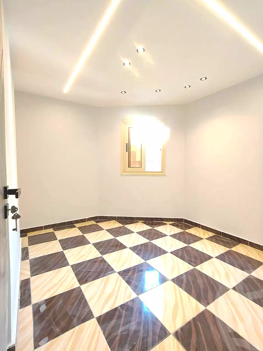 https://aqarmap.com.eg/en/listing/6977951-for-sale-alexandria-sydy-bshr-sydy-bshr-bhry-shr-khld-bn-lwlyd