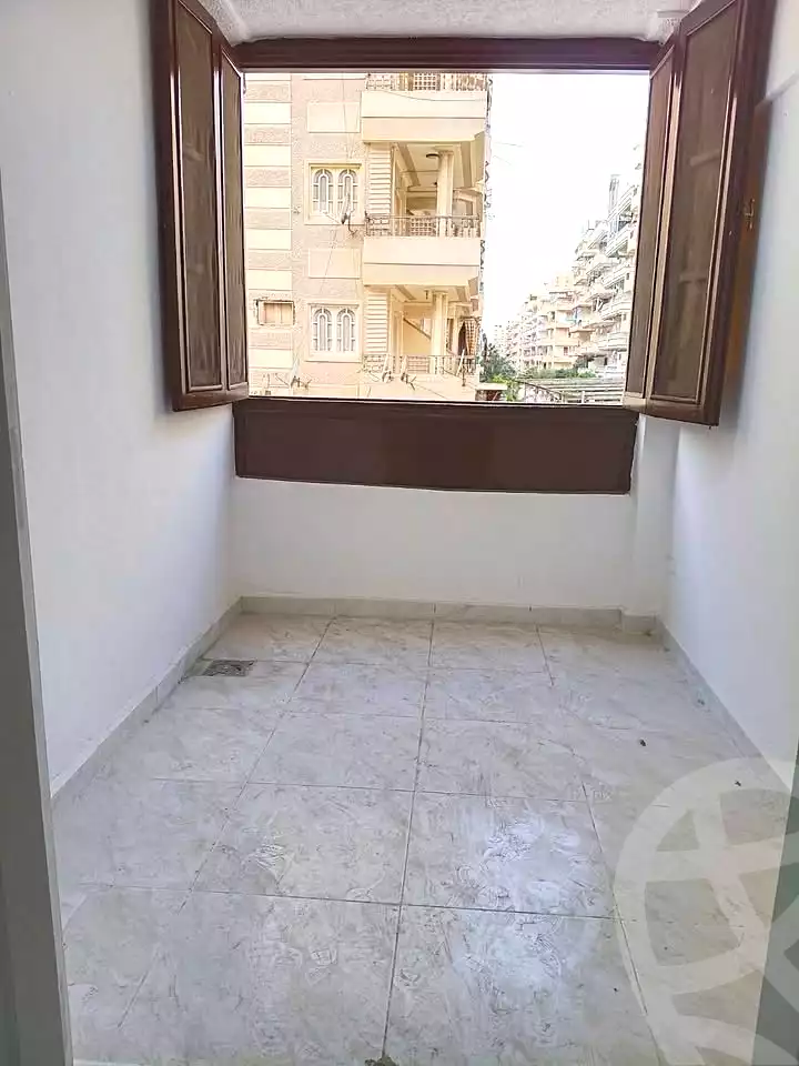 https://aqarmap.com.eg/ar/listing/6978013-for-sale-alexandria-al-agamy-shataa-el-nakheel