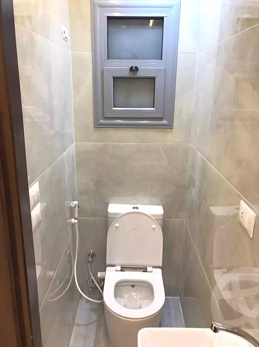 https://aqarmap.com.eg/en/listing/6978696-for-rent-alexandria-el-montazah