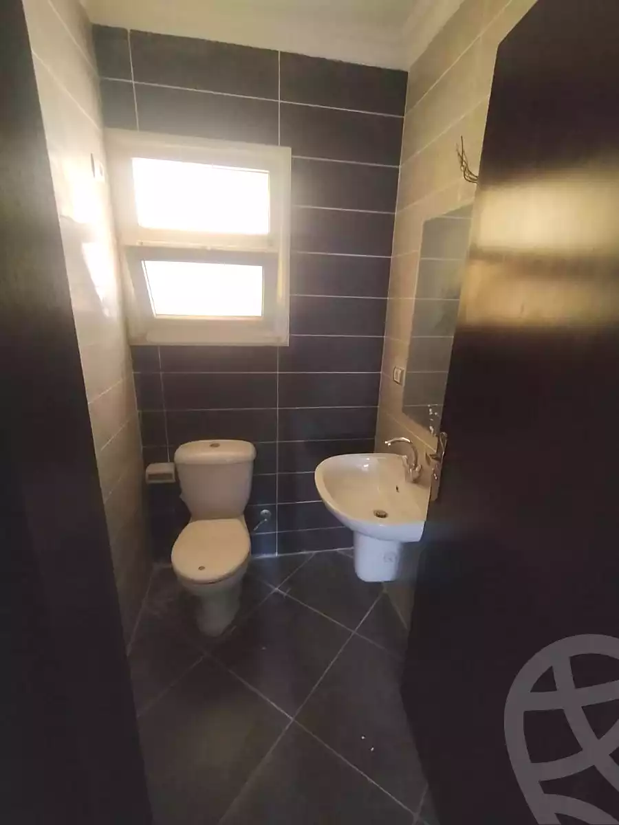 https://aqarmap.com.eg/ar/listing/6978881-for-rent-cairo-new-cairo-compounds-jyd