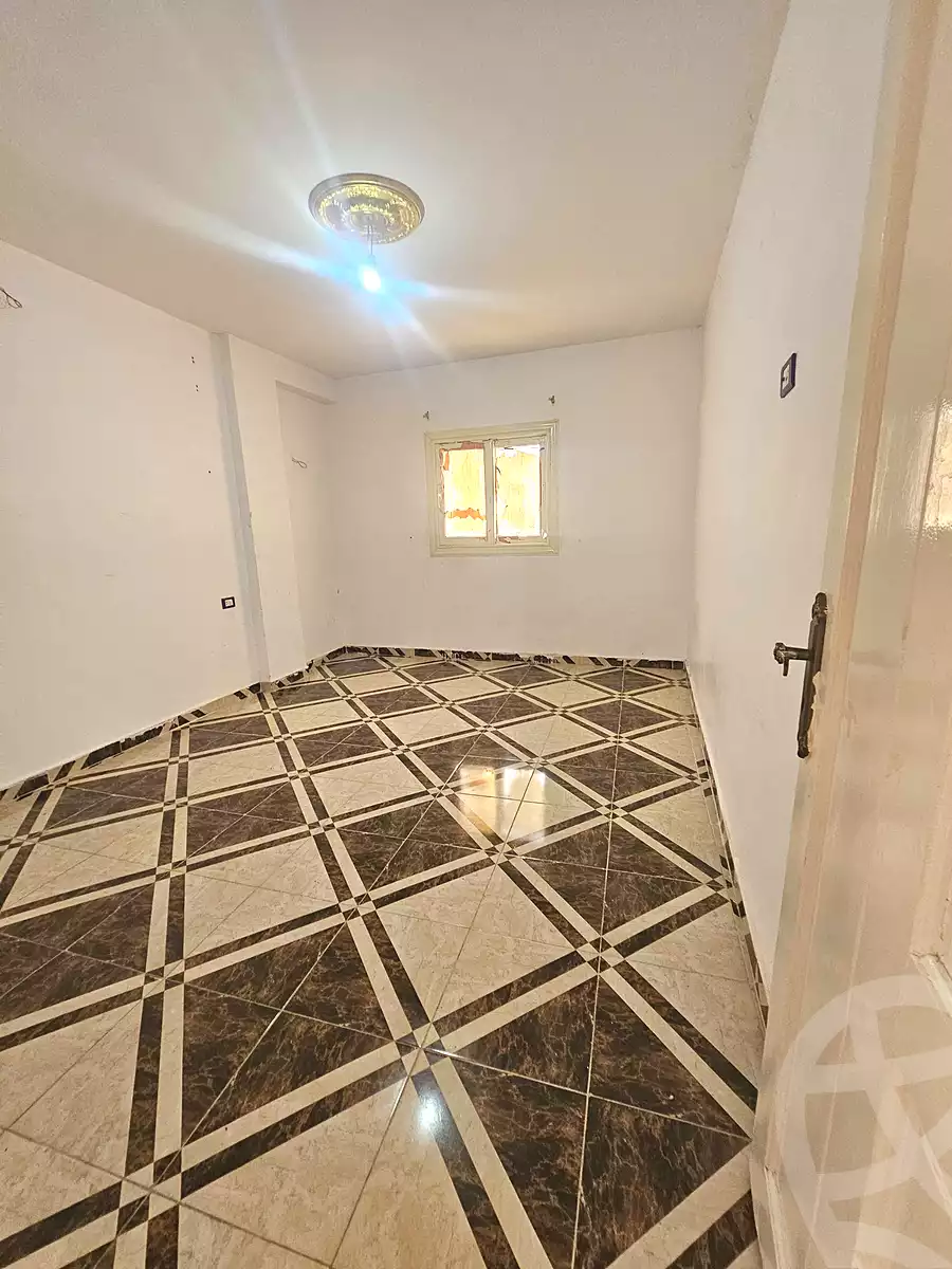 https://aqarmap.com.eg/ar/listing/6979264-for-sale-alexandria-al-agamy-el-hanouvel-al-haded-we-al-soulb-st