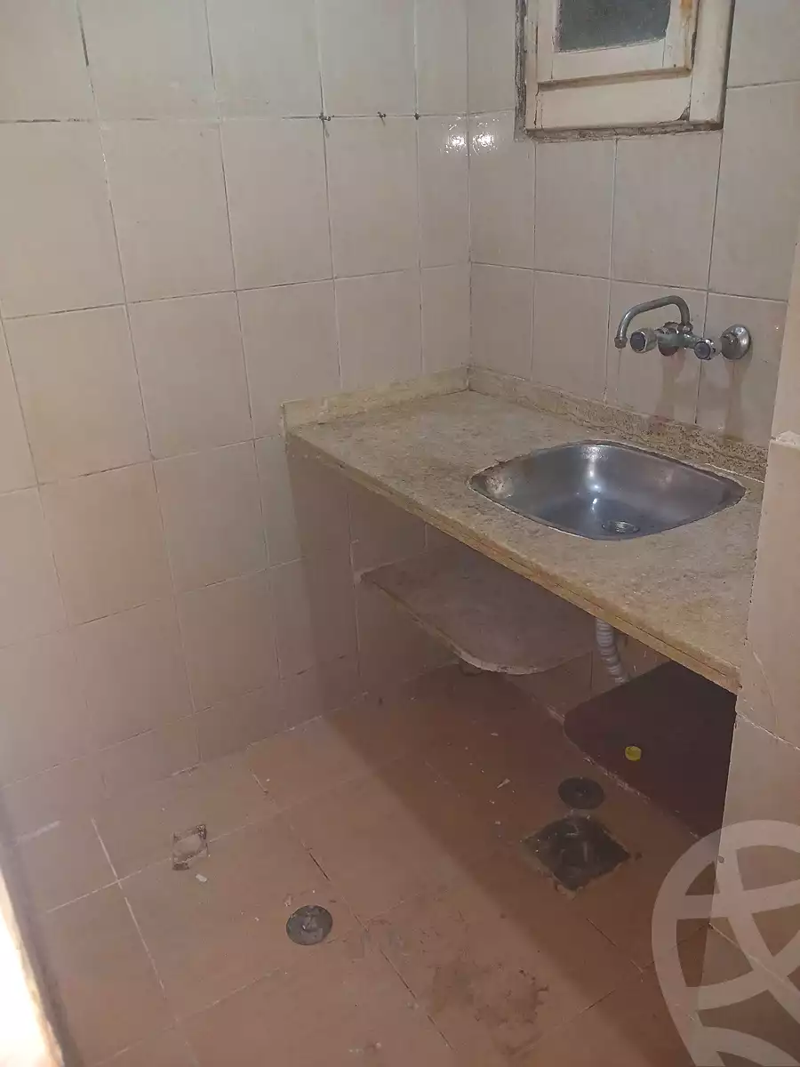 https://aqarmap.com.eg/en/listing/6979588-for-sale-alexandria-al-agamy-el-hanouvel