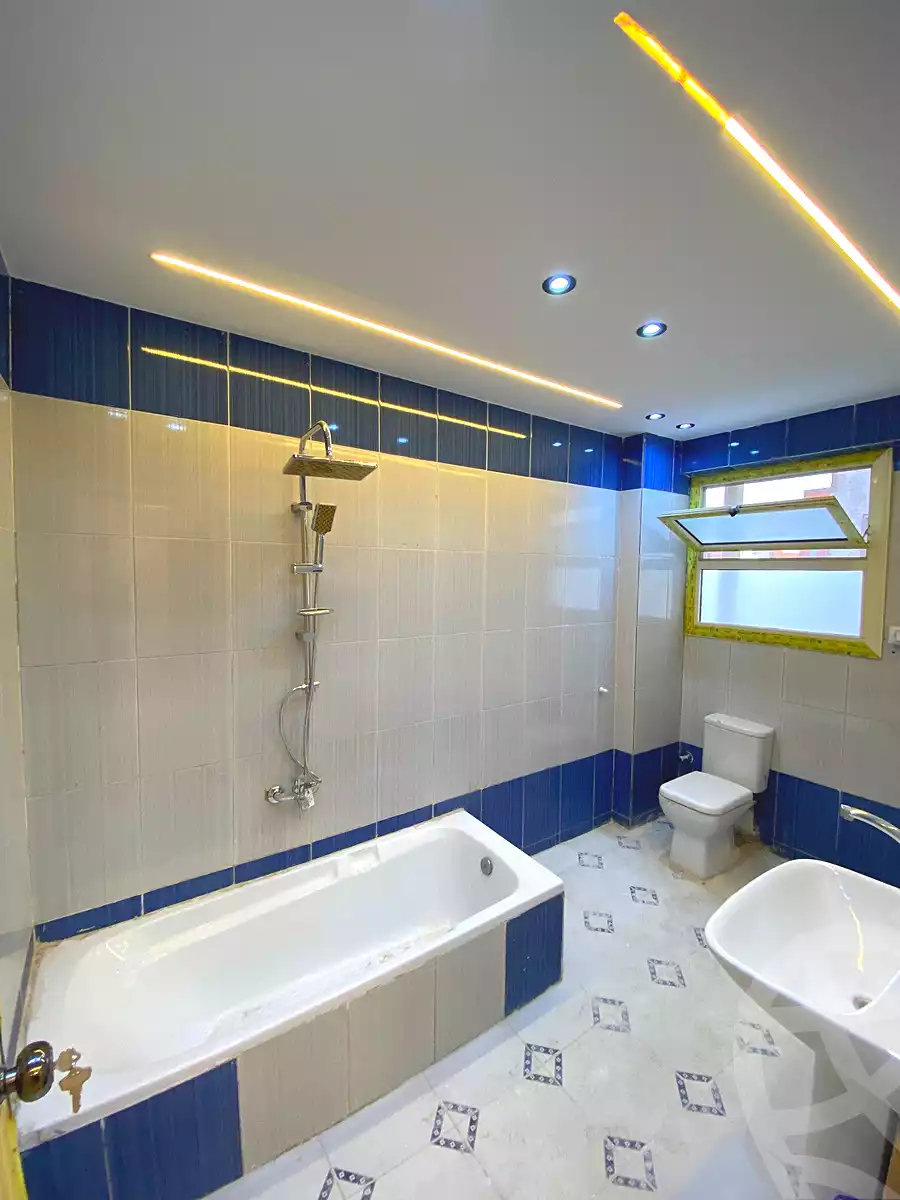 https://aqarmap.com.eg/ar/listing/6979701-for-sale-alexandria-al-agamy-lbytsh