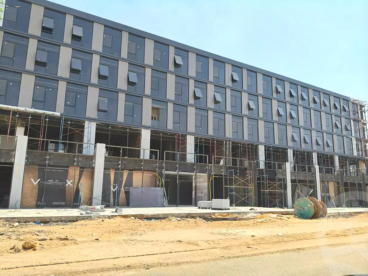 https://aqarmap.com.eg/en/listing/6979848-for-sale-cairo-new-cairo-compounds-vx-n90-mall-mercon