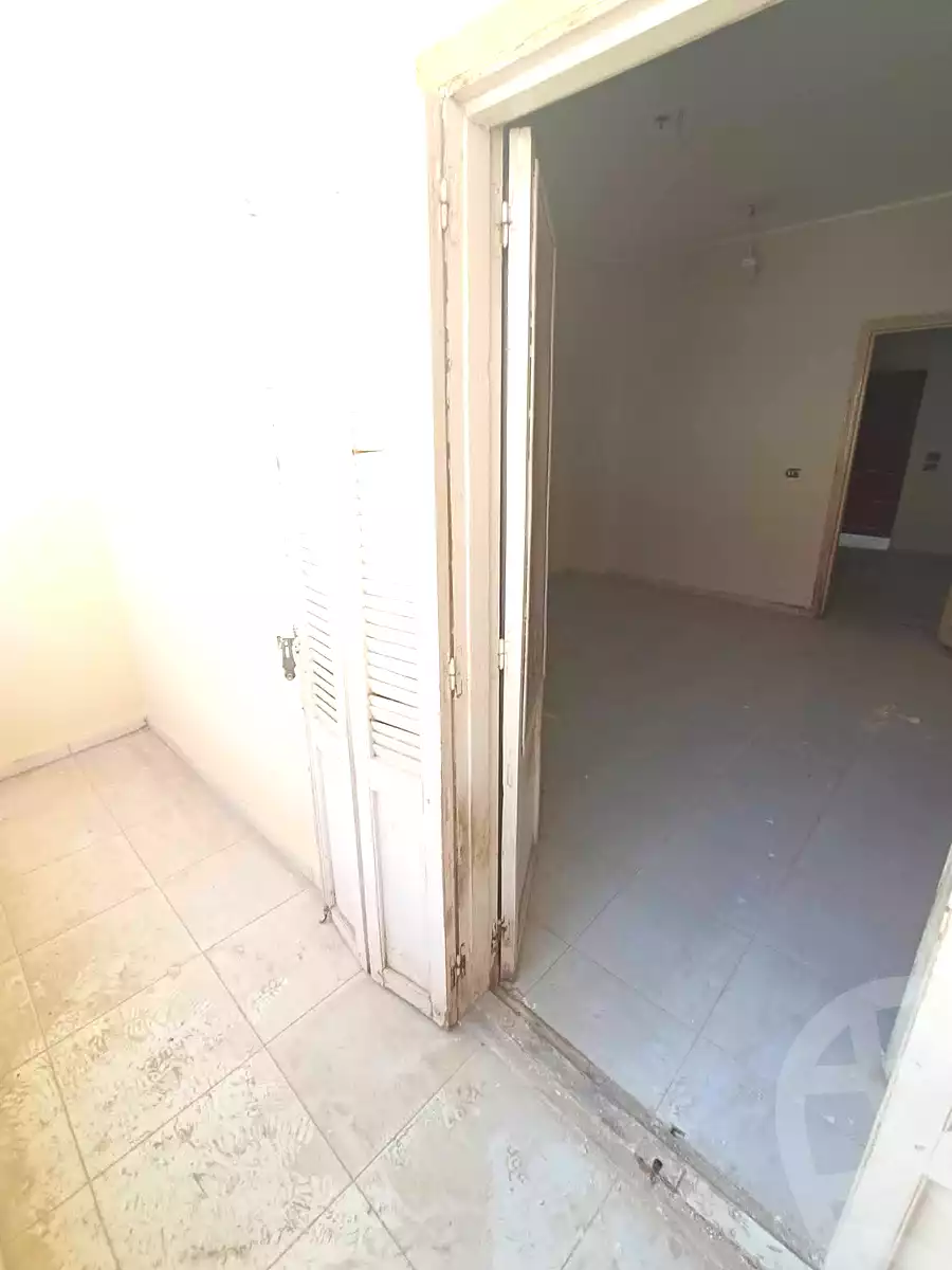 https://aqarmap.com.eg/ar/listing/6979871-for-sale-cairo-helwan-el-tayaran-city