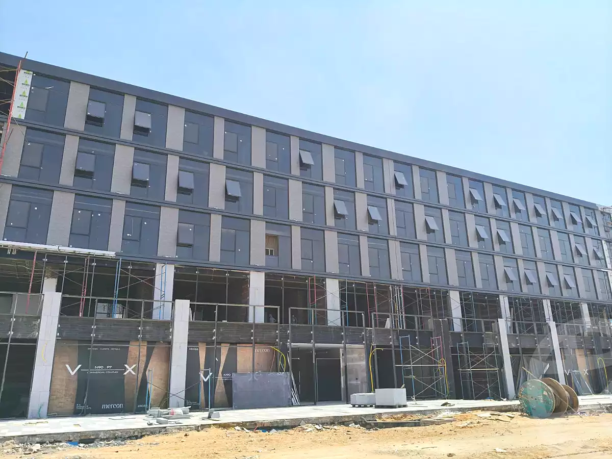 https://aqarmap.com.eg/ar/listing/6979919-for-sale-cairo-new-cairo-compounds-vx-n90-mall-mercon