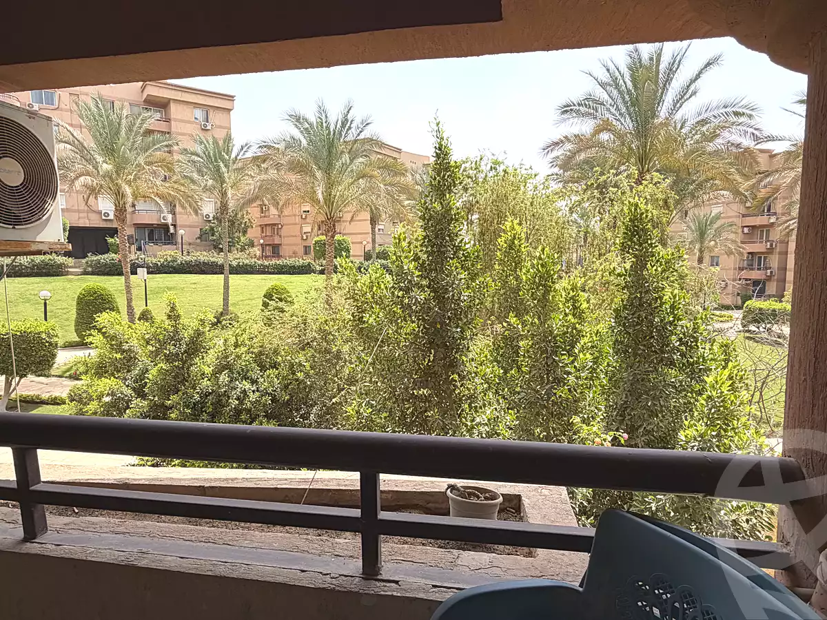 https://aqarmap.com.eg/ar/listing/6979929-for-rent-cairo-new-cairo-lrhb-city-phase-4-mohammed-farid-st