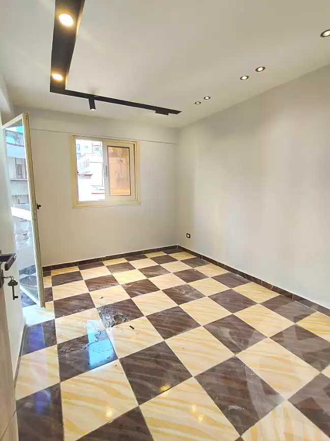https://aqarmap.com.eg/ar/listing/6980023-for-sale-alexandria-sydy-bshr-sydy-bshr-bhry-shr-khld-bn-lwlyd