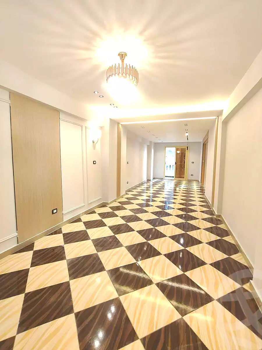 https://aqarmap.com.eg/ar/listing/6980105-for-sale-alexandria-sydy-bshr-sydy-bshr-bhry-shr-khld-bn-lwlyd