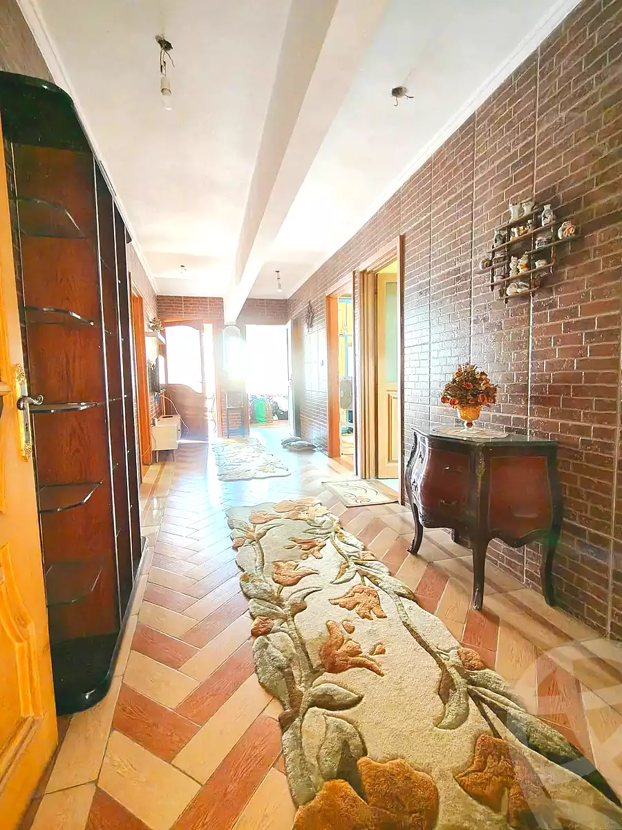 https://aqarmap.com.eg/ar/listing/6980133-for-sale-alexandria-sydy-bshr-sydy-bshr-bhry