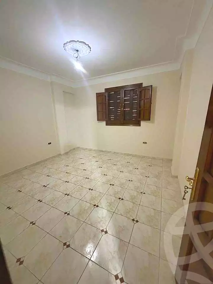 https://aqarmap.com.eg/en/listing/6980200-for-sale-alexandria-lsywf-el-falki
