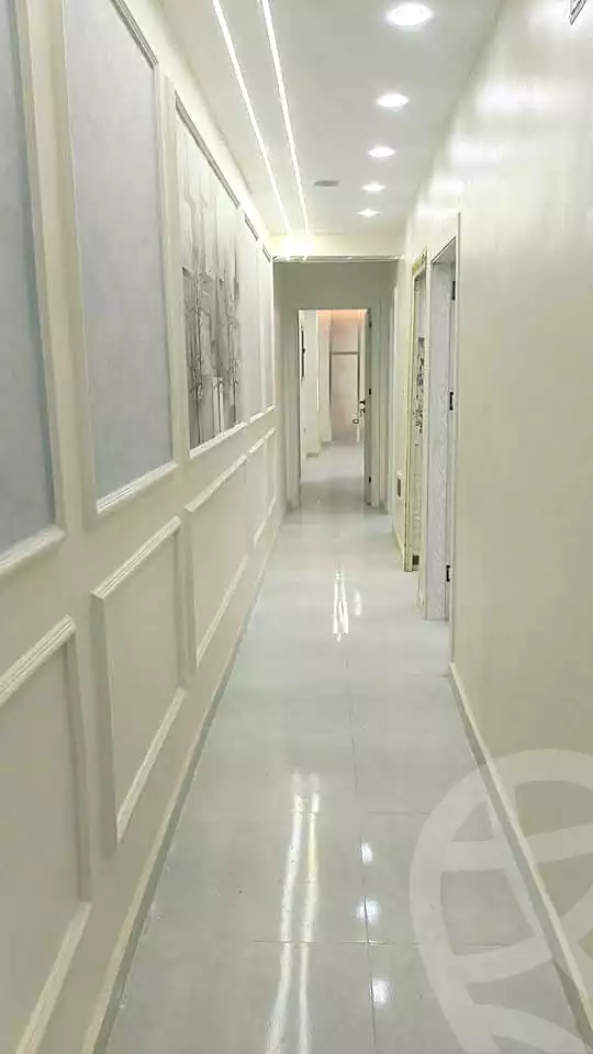 https://aqarmap.com.eg/ar/listing/6980438-for-sale-cairo-el-haram-shareaa-khatem-el-morsalen