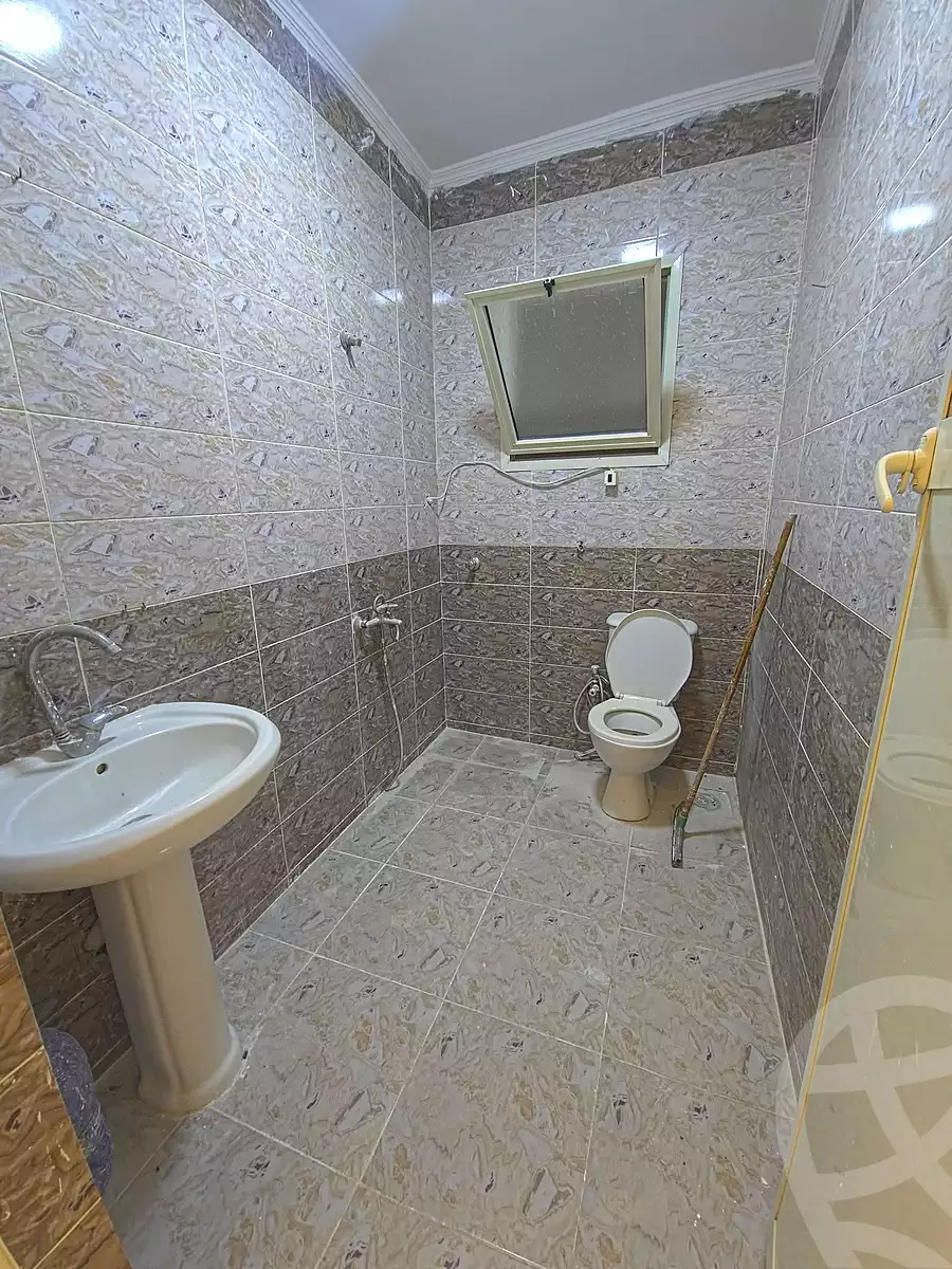 https://aqarmap.com.eg/en/listing/6980470-for-sale-alexandria-al-agamy-el-hanouvel-abo-bakr-el-sedeek-st