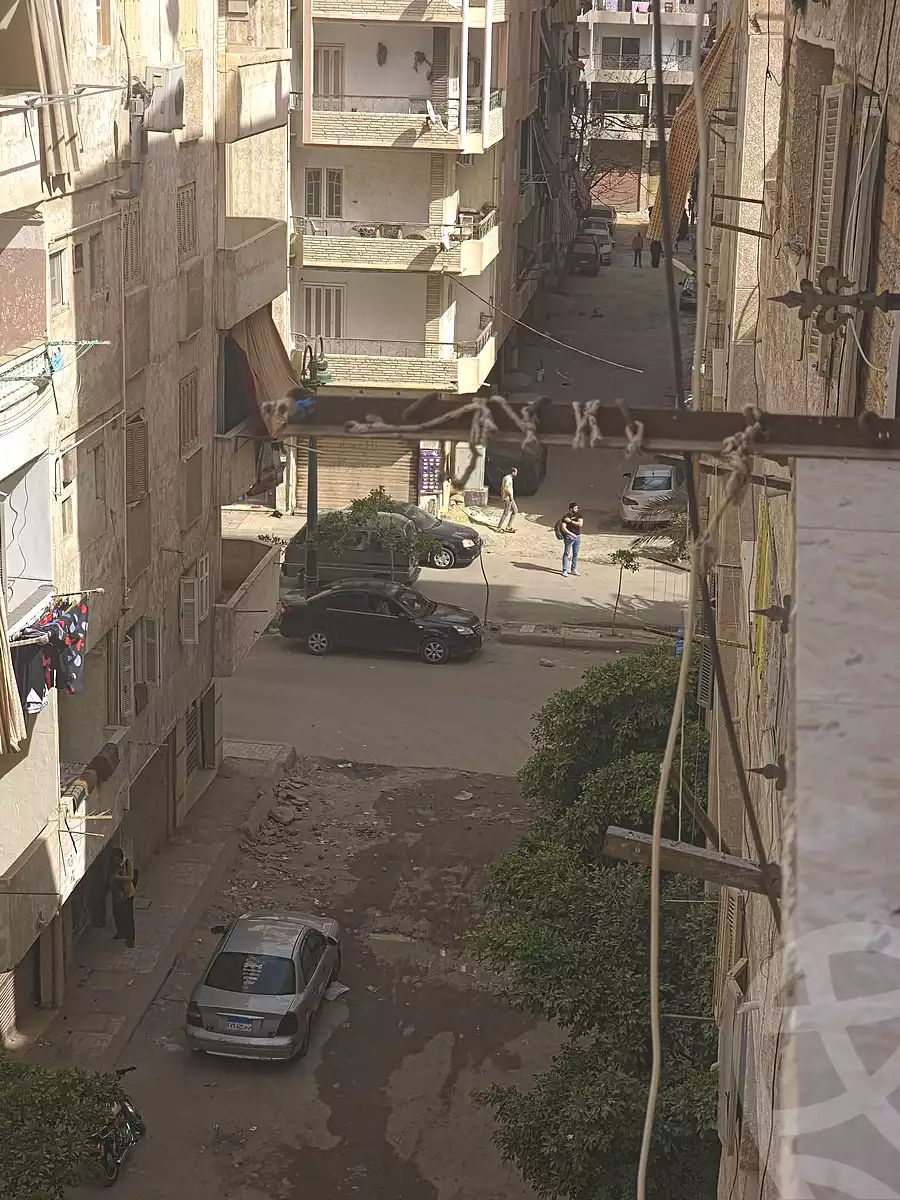 https://aqarmap.com.eg/en/listing/6980470-for-sale-alexandria-al-agamy-el-hanouvel-abo-bakr-el-sedeek-st