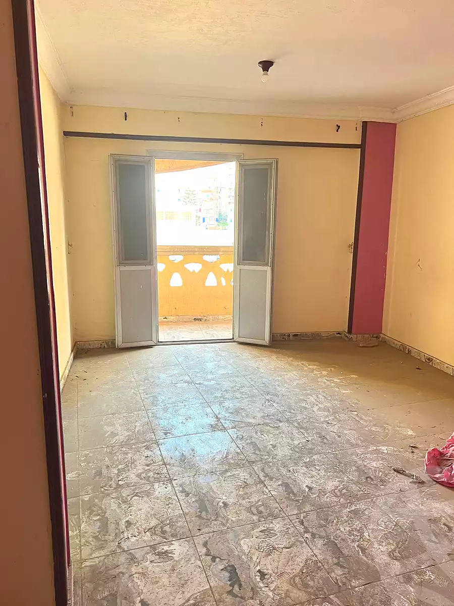 https://aqarmap.com.eg/ar/listing/6980603-for-sale-alexandria-sydy-bshr-sydy-bshr-bhry-shr-mhmd-njyb