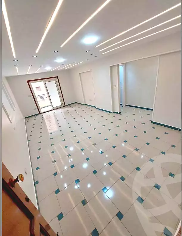https://aqarmap.com.eg/ar/listing/6980791-for-rent-alexandria-sydy-bshr-sydy-bshr-bhry-shr-mhmwd-l-yswy