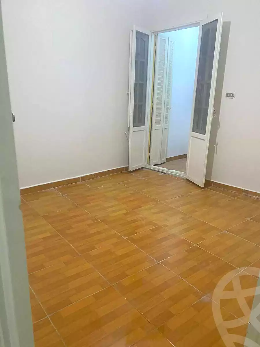 https://aqarmap.com.eg/ar/listing/6981159-for-sale-alexandria-sydy-bshr-sydy-bshr-bhry