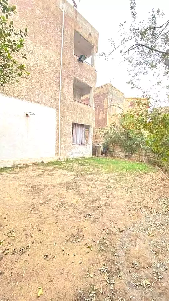 https://aqarmap.com.eg/ar/listing/6981345-for-sale-alexandria-al-agamy-lbytsh-shahr-al-assal-st