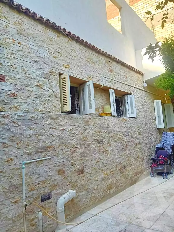 https://aqarmap.com.eg/ar/listing/6981397-for-sale-alexandria-al-agamy-lbytsh-al-aeda-al-kadema-st
