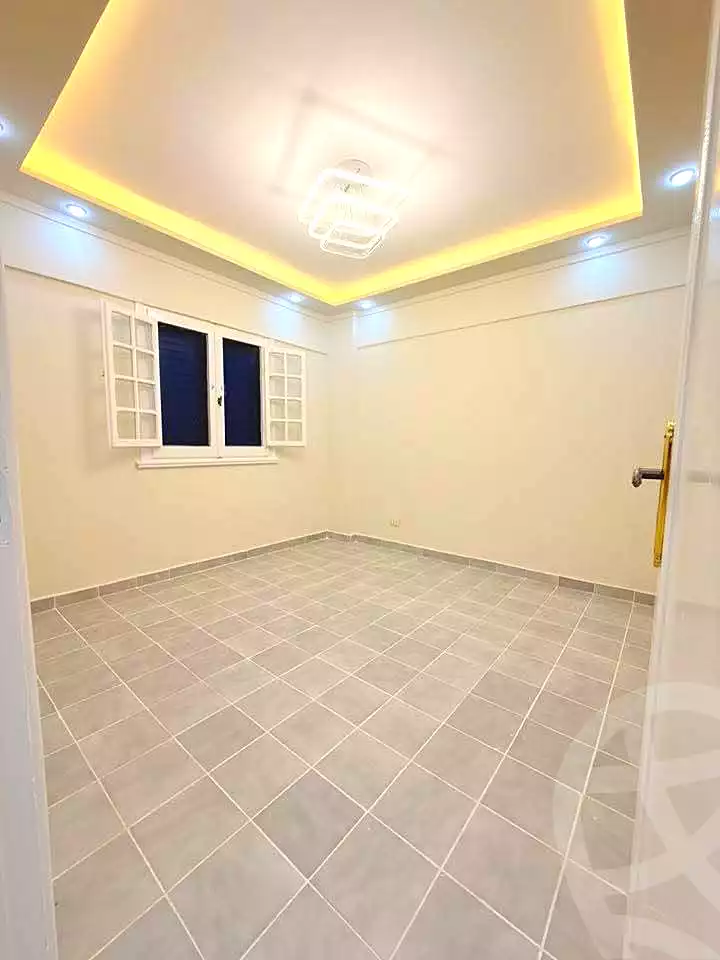 https://aqarmap.com.eg/ar/listing/6981507-for-sale-alexandria-al-agamy-shataa-el-nakheel