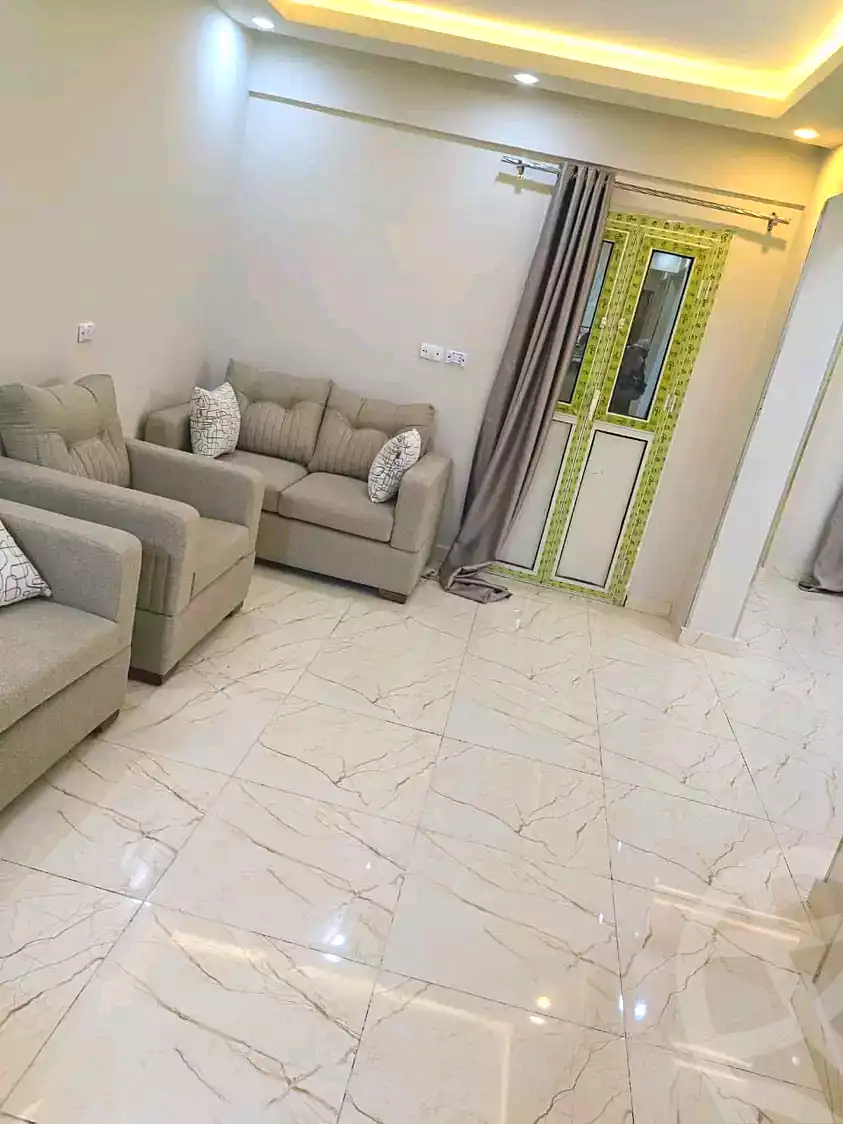 https://aqarmap.com.eg/ar/listing/6981515-for-rent-cairo-ain-shams-jsr-lswys