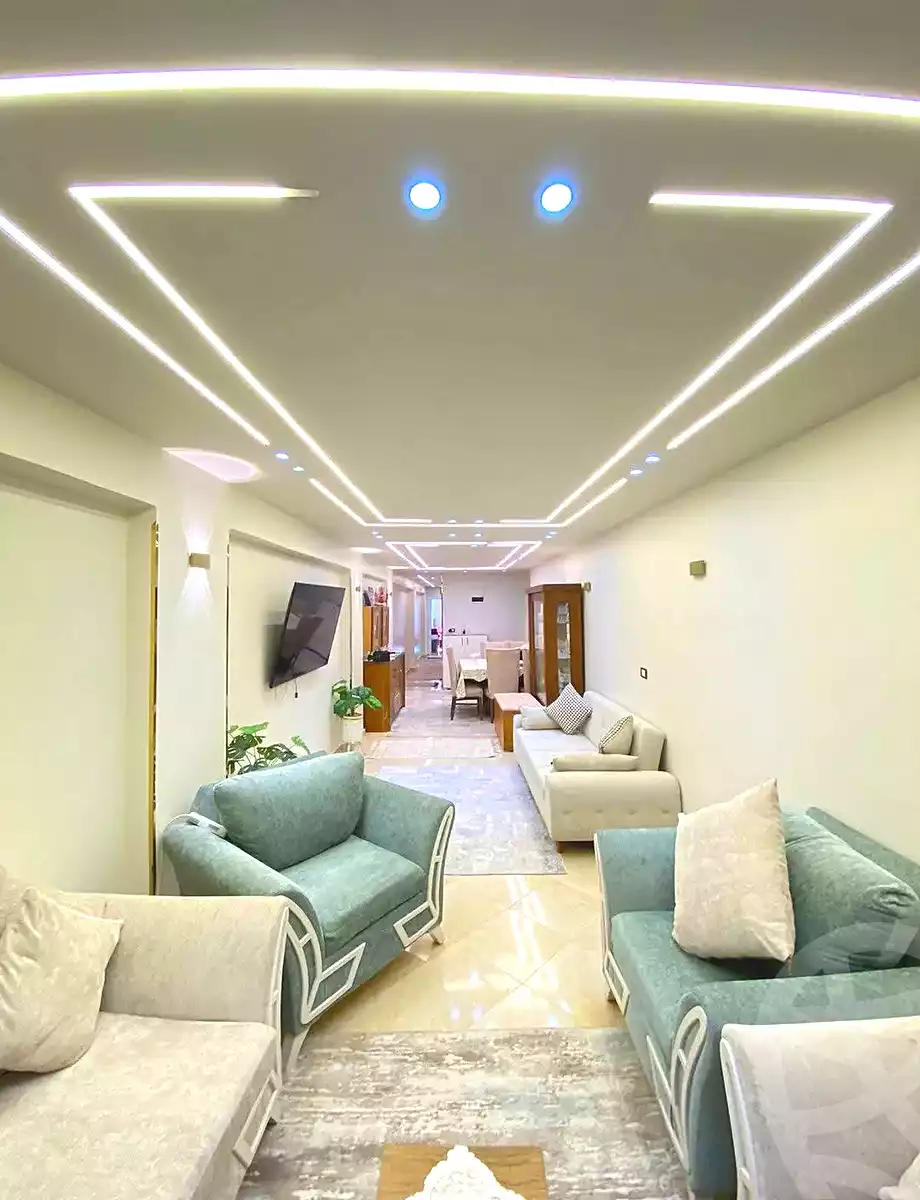 https://aqarmap.com.eg/ar/listing/6981406-for-sale-alexandria-al-agamy-lbytsh-qased-kareem-st
