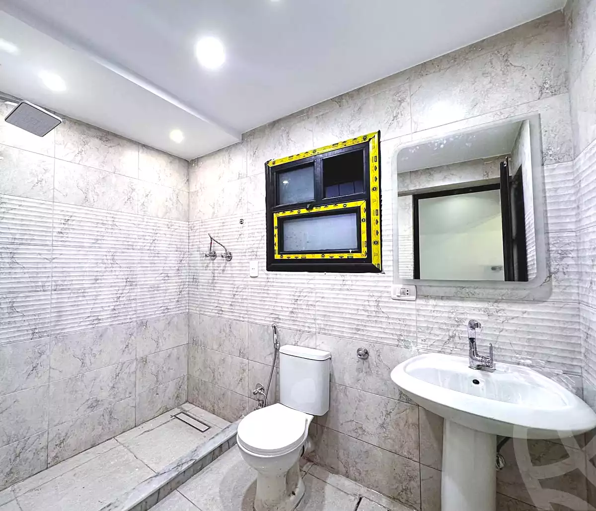 https://aqarmap.com.eg/ar/listing/6981591-for-rent-alexandria-sydy-bshr-sydy-bshr-bhry-shr-mhmwd-l-yswy