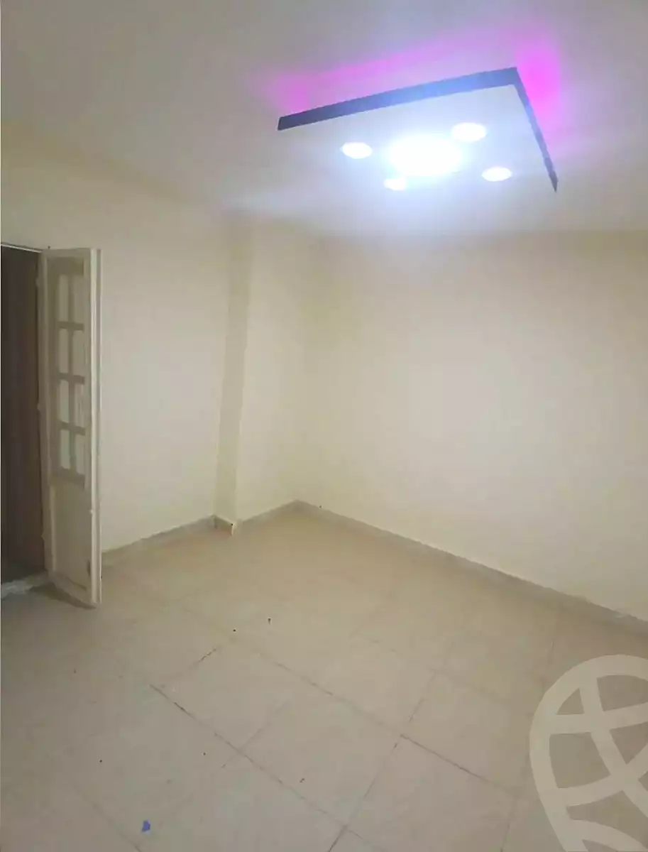 https://aqarmap.com.eg/ar/listing/6981729-for-sale-alexandria-al-agamy-lbytsh-ibrahim-othman-st