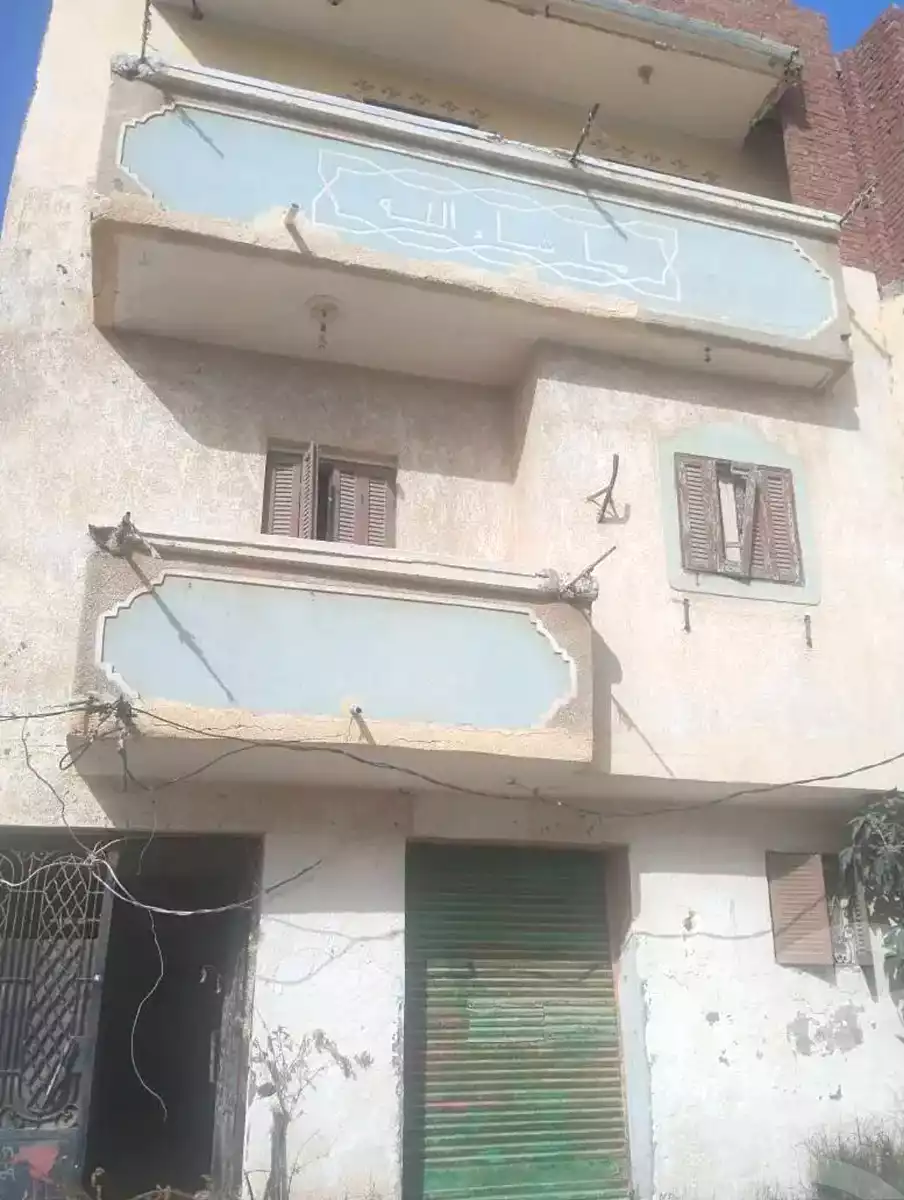 https://aqarmap.com.eg/ar/listing/6981791-for-sale-alexandria-alexandria-marsa-matrouh-rd